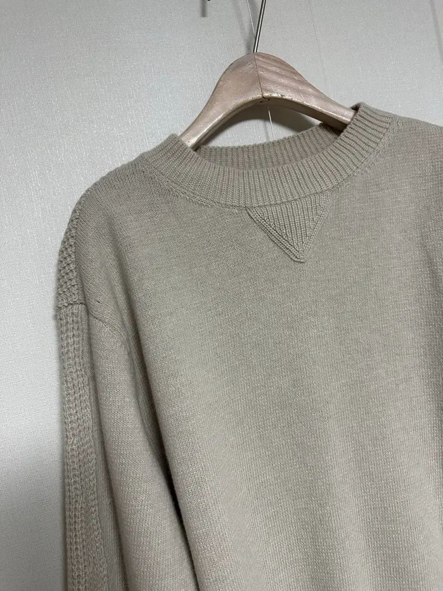  SJSJ テクスチャーブロック カシミア ブレンド セーター 長袖 ニット セーター