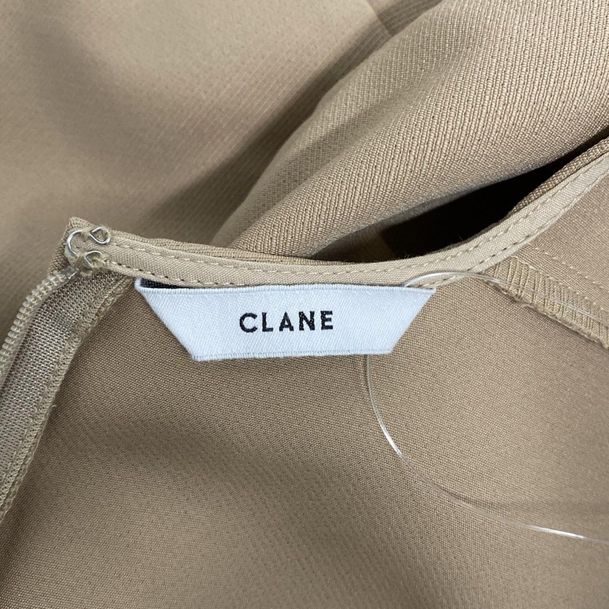  CLANE クラネ 半袖カットソー サイズ1 S レディース - ベージュ クルーネック 半袖(Tシャツ) Tシャツ カットソー