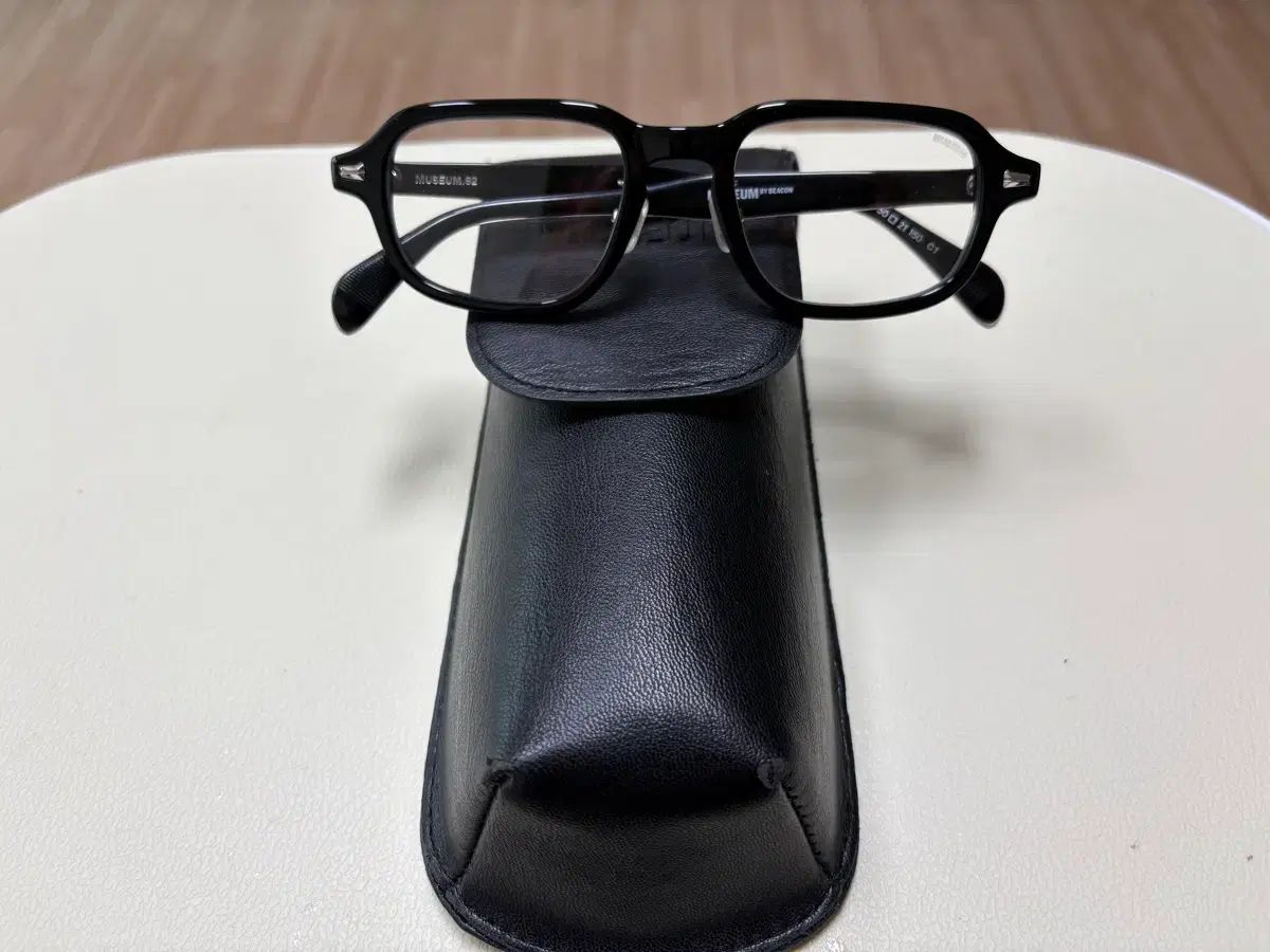  ミュージアムバイビーコン ミュウジウム62 c 1 サングラス 小物