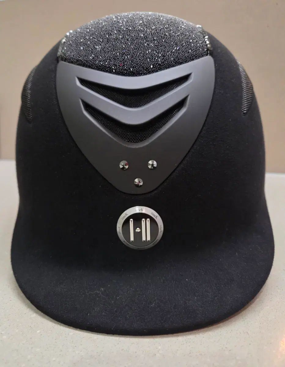 ONE K Defender 乗馬 ヘルメット SWAROVSKI スワロフスキー