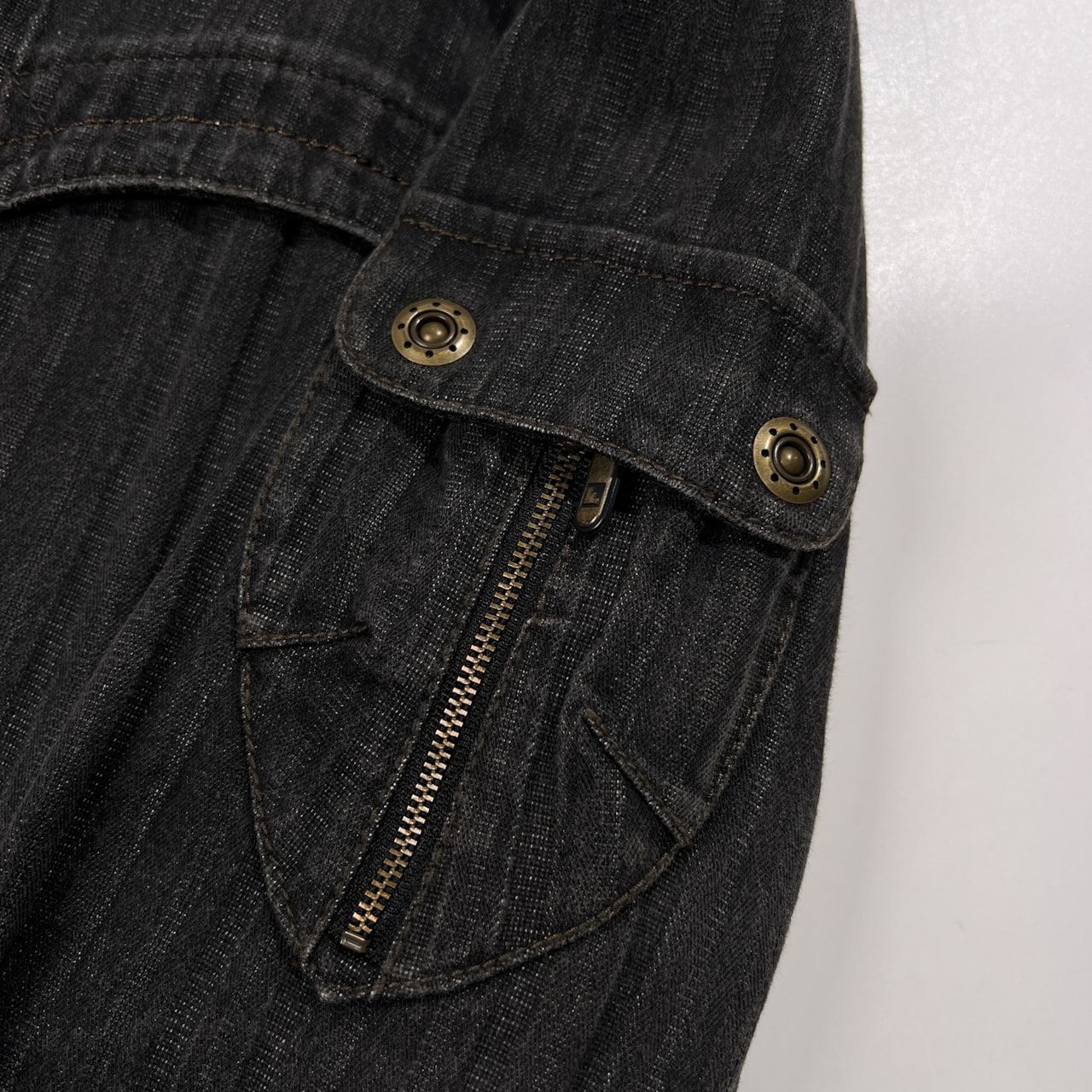 Santafe サンタフェ 編み込みデザイン ジップアップ ブラックデニム