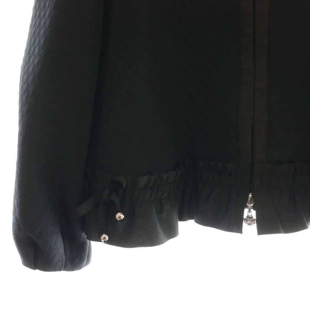 エムズグレイシー M'S GRACY 23年 香水瓶ブローチ付き ジップアップ