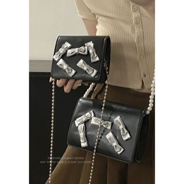 種類2：ブラック/小 リボン付きショルダーバッグ (T)