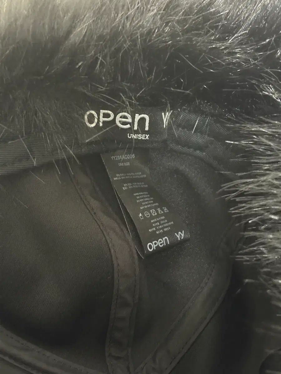 オープンワイワイ イヤーフラップ ベースボールキャップ ブラック Open YY