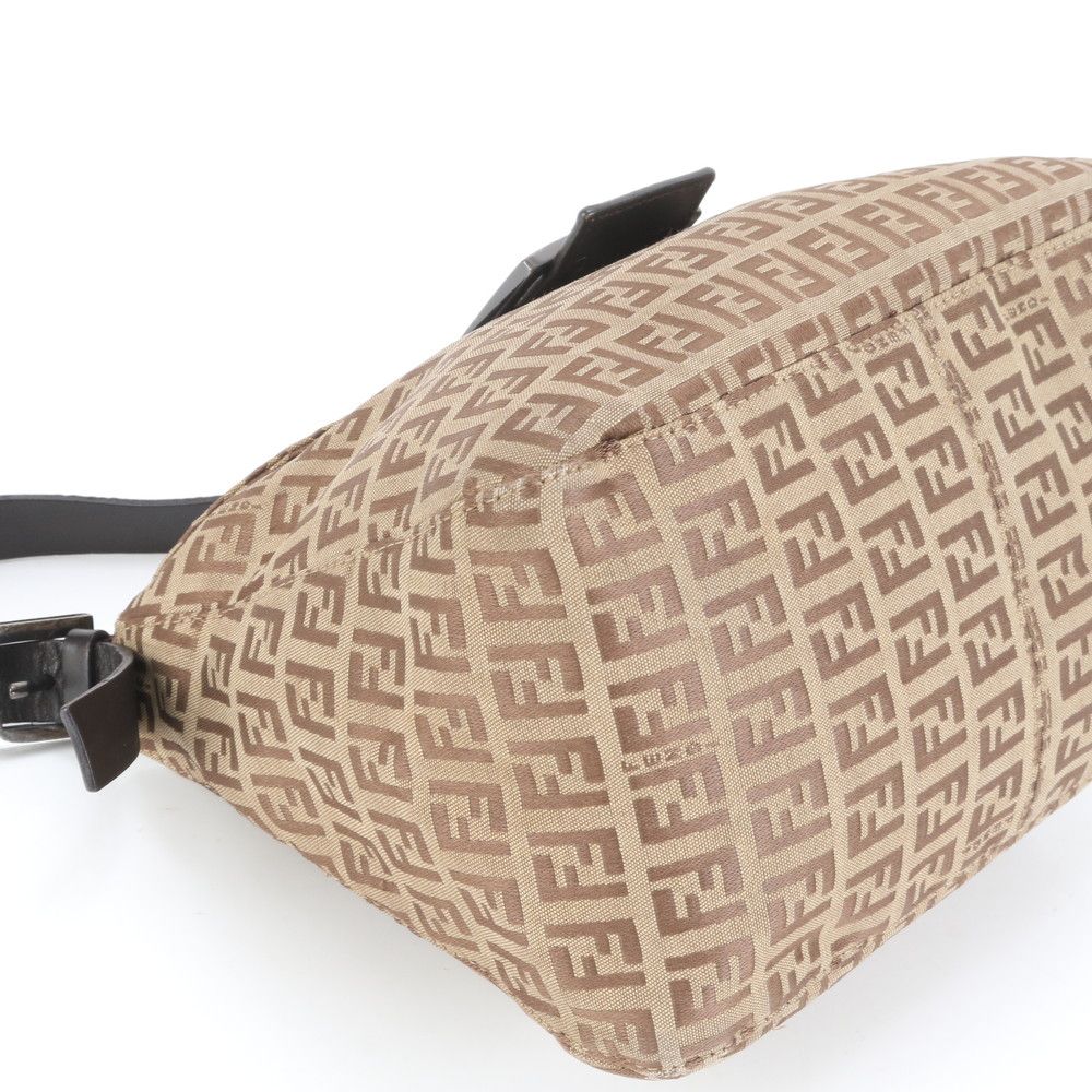 極美品 フェンディ ズッキーノ マンマ バゲット 8BR004 レザー