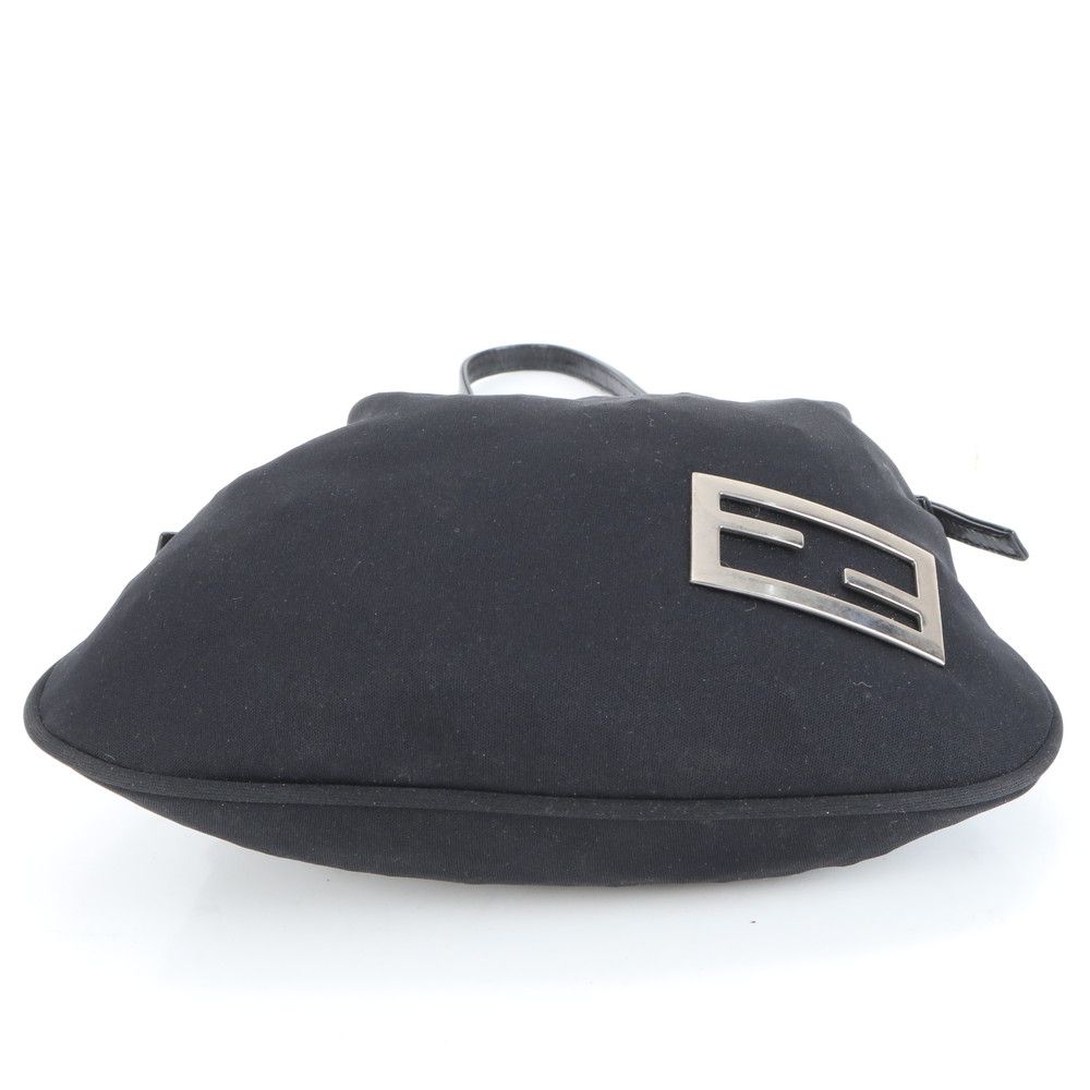 美品 フェンディ マンマ バゲット レザー ショルダーバッグ 肩掛け