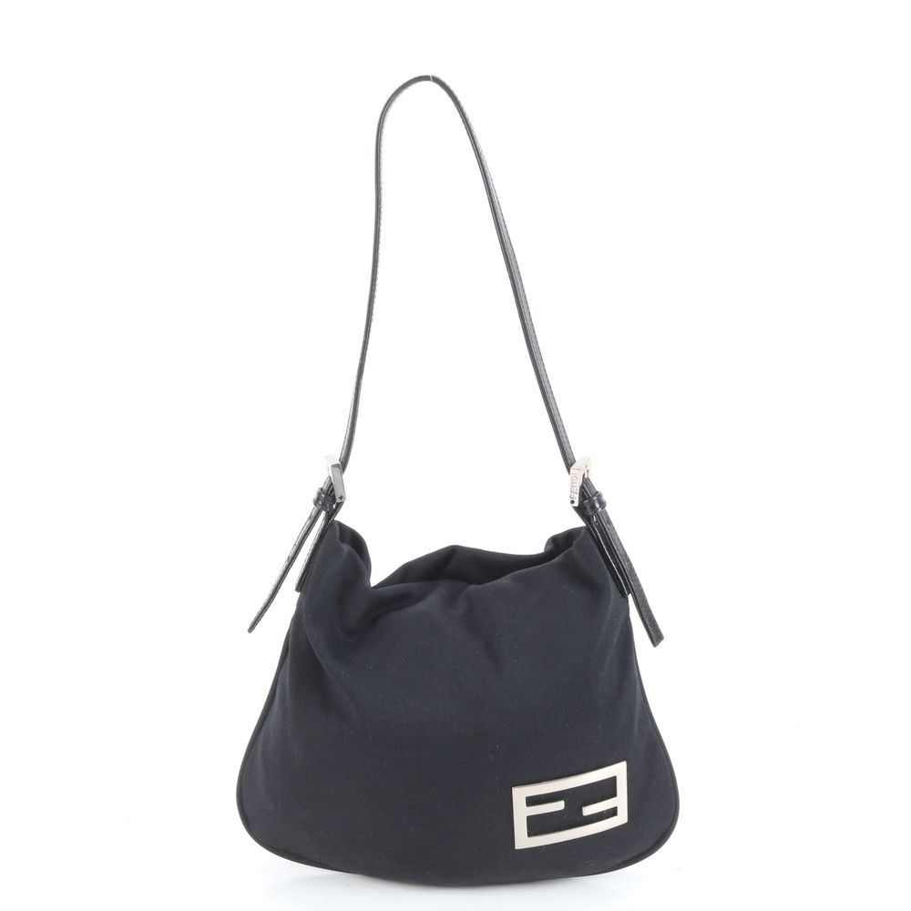 美品 フェンディ マンマ バゲット レザー ショルダーバッグ 肩掛け