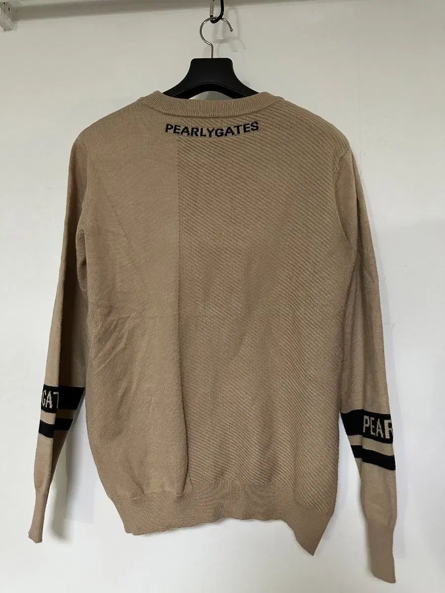 パーリーゲイツ ニット スウェット ベージュ - メルカリ