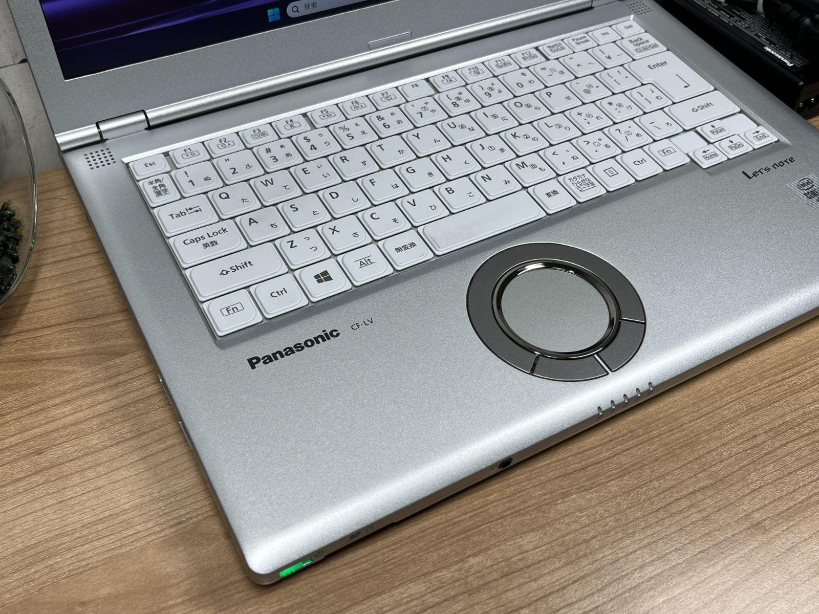 美品＞1261 軽量 Panasonic レッツノート CF-LV9 8GB/SSD256 i5