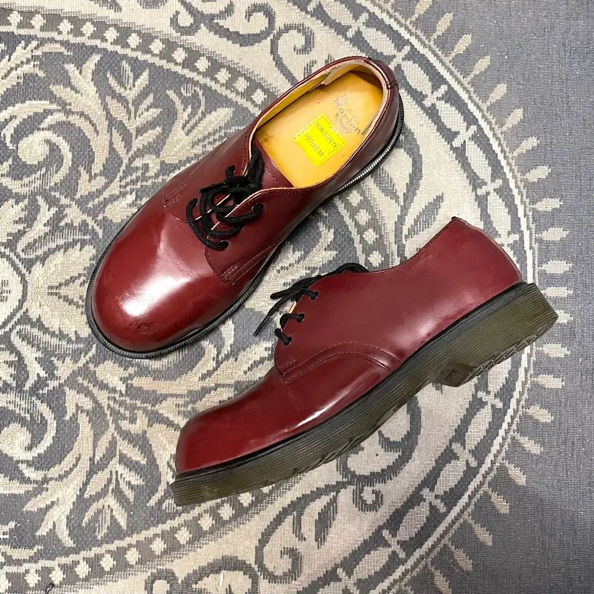 DR. MARTENS 1925 5400 PW さくらんぼ 3ホール ローファー