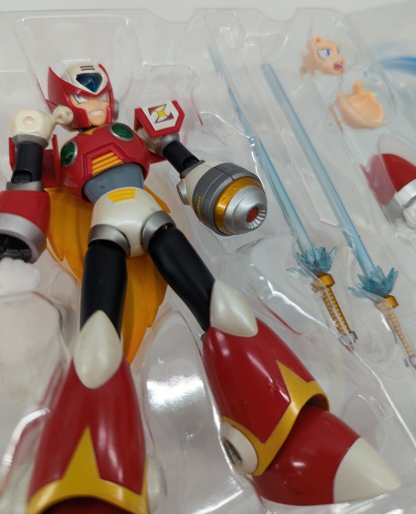 バンダイ D-Arts ロックマンX ゼロ TYPE2 - メルカリ