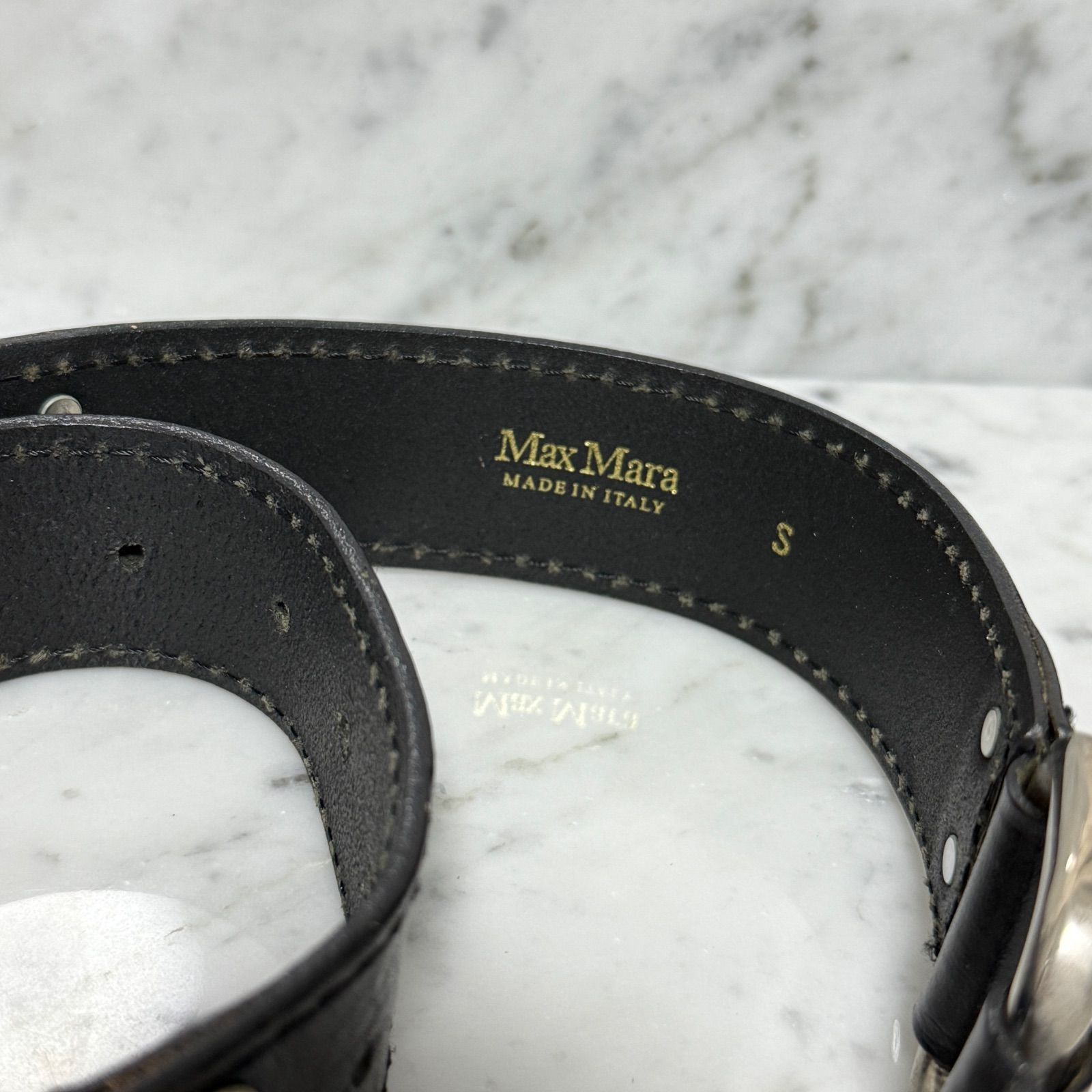 美品 MaxMara マックスマーラ ベルト 本革 レザー ブラック 黒 銀