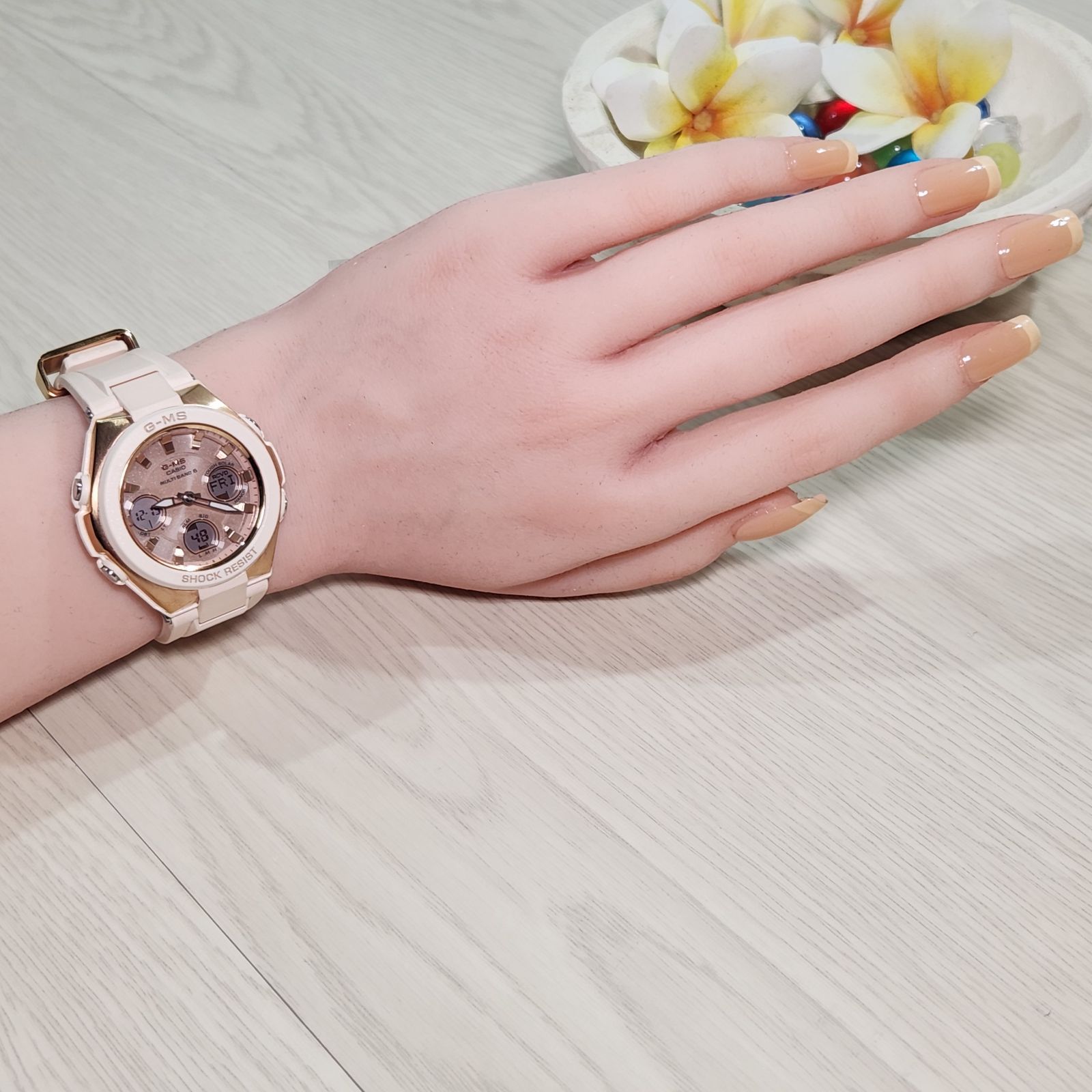 カシオ ベビーg CASIO BABY-G MSG-W 100 G 電波ソーラー レディース 腕時計 ホワイト ゴールド ピンク