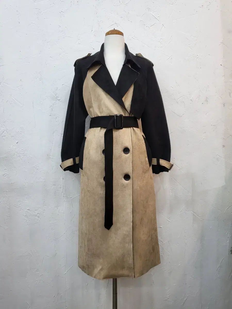 バイ スウェード ロングトレンチコート