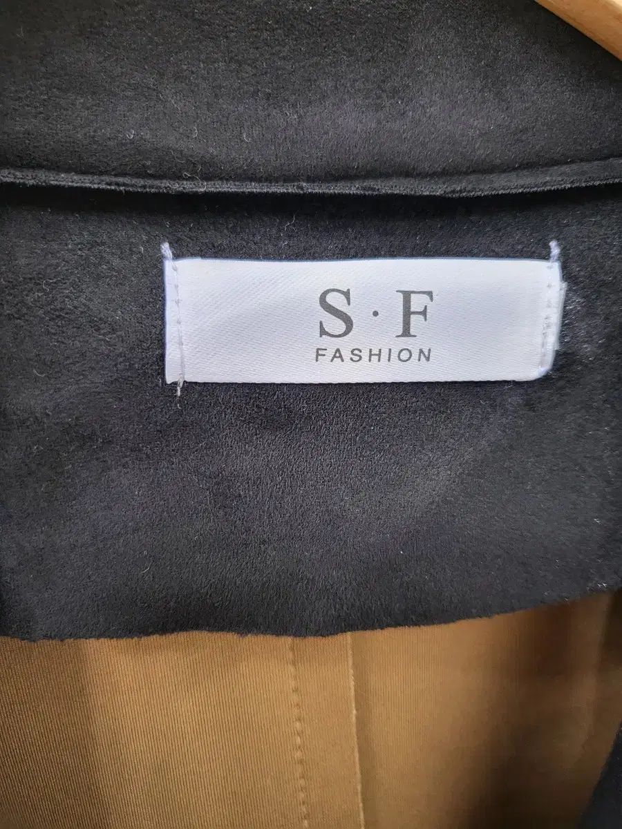 ロングトレンチコート