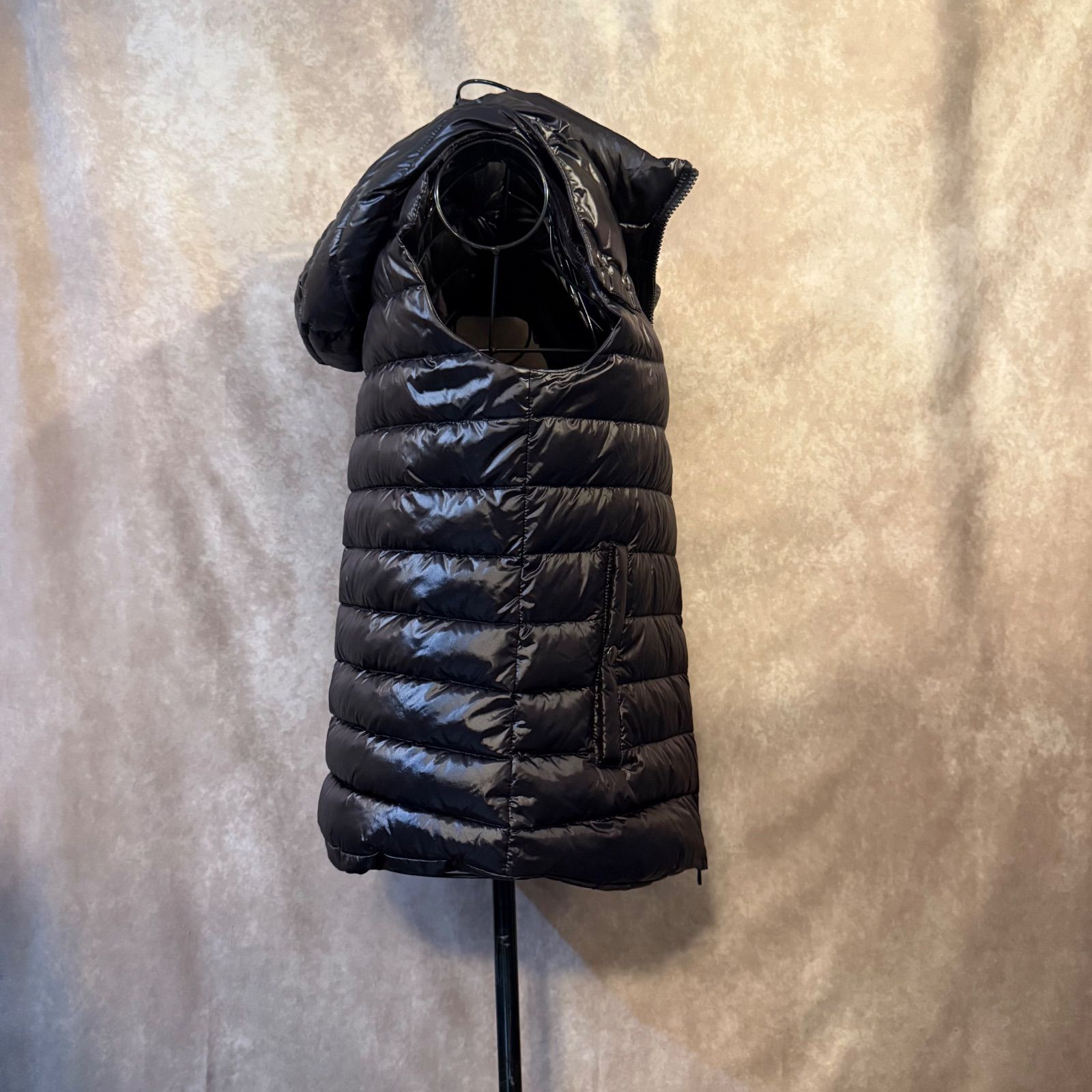 フーデッドベスト