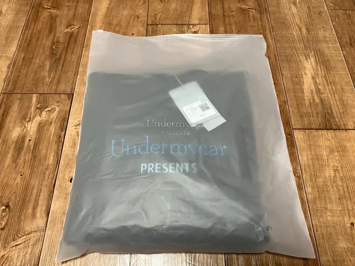  アンダーマイカー WHO フード ブラウン 1 パーカー トップス