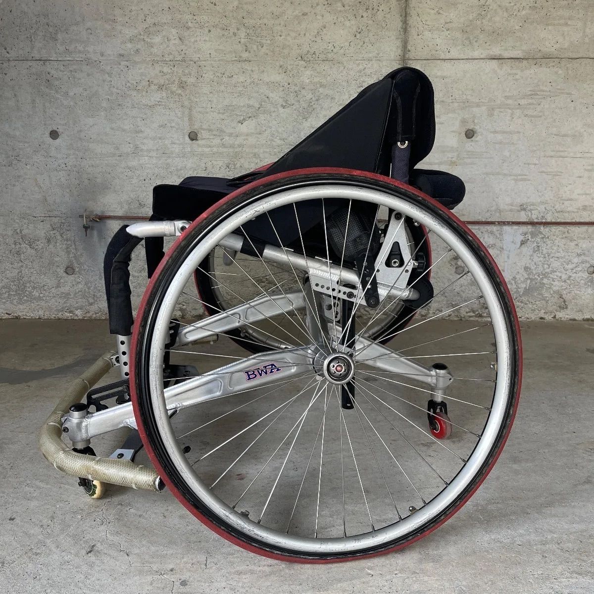 エンジニアリング BWM競技用車椅子