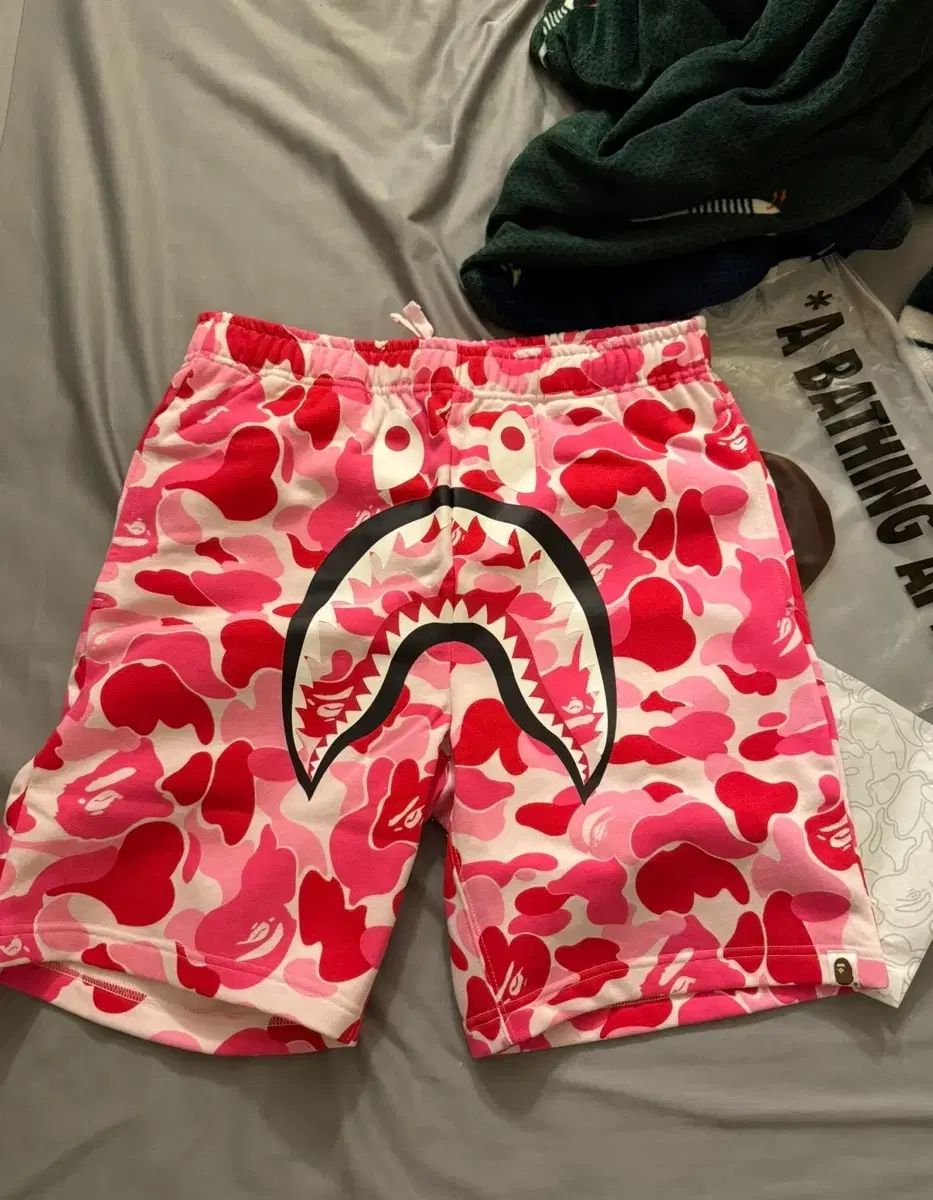 BAPE アベイシング エイプ ABC カモフラージュ シャーク ハーフパンツ