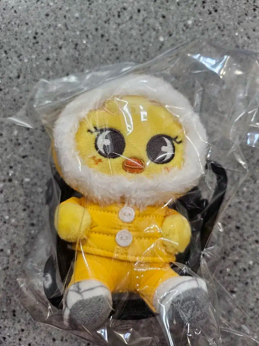 人気SALE，安い Stray Kids(ストレイキッズ・スキズ・SKZ) 日本 SKZOO FELIX ぬいぐるみ SMARTPHONE ホルダー その他