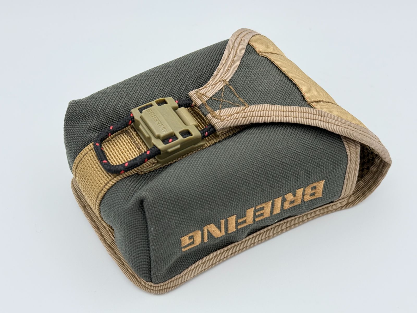 BRIEFING ブリーフィング スコープポーチ グレー SCOPE POUCH ゴルフレーザー距離計用ケース