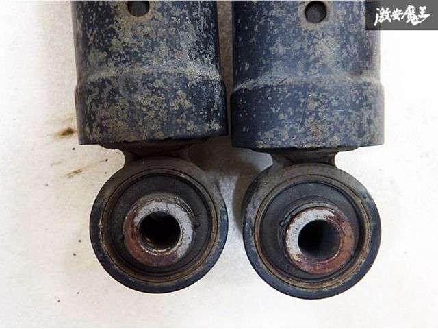 トヨタ 純正 ZSU60W ハリアー サスペンション サスキット ショック