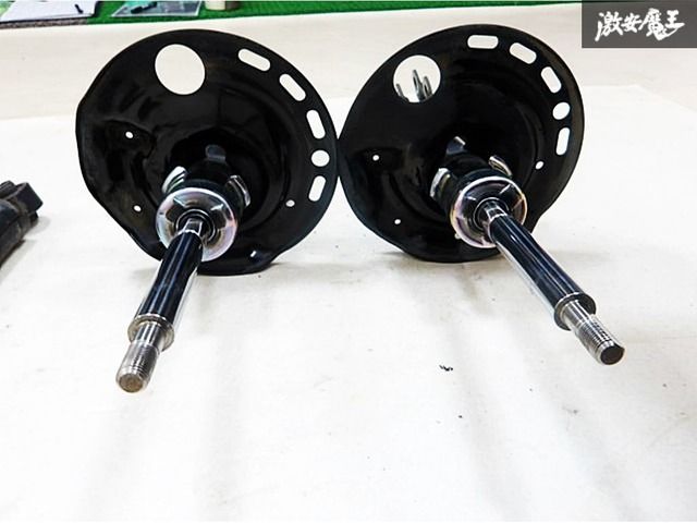 トヨタ 純正 ZSU60W ハリアー サスペンション サスキット ショック