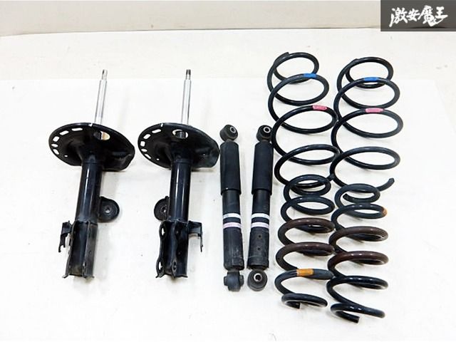 トヨタ 純正 ZSU60W ハリアー サスペンション サスキット ショック