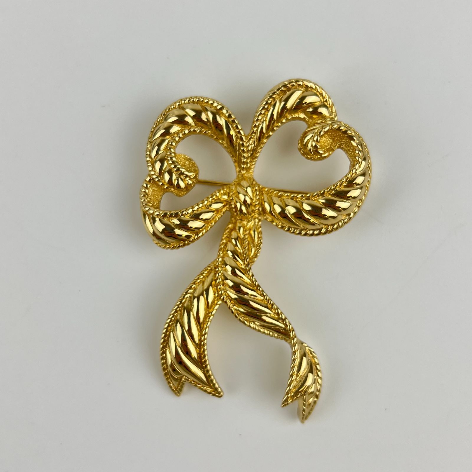 専用★美品☆クリスチャン ディオール ☆ヴィンテージ　ブローチ 中古】Christian Dior クリスチャンディオール アクセサリー ブローチ