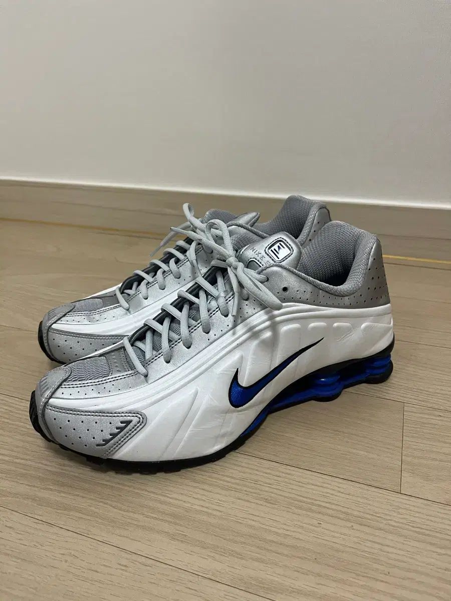 R4 ショックス NIKE SHOX - ナイキ Shox | Nike スニーカー BLACK 