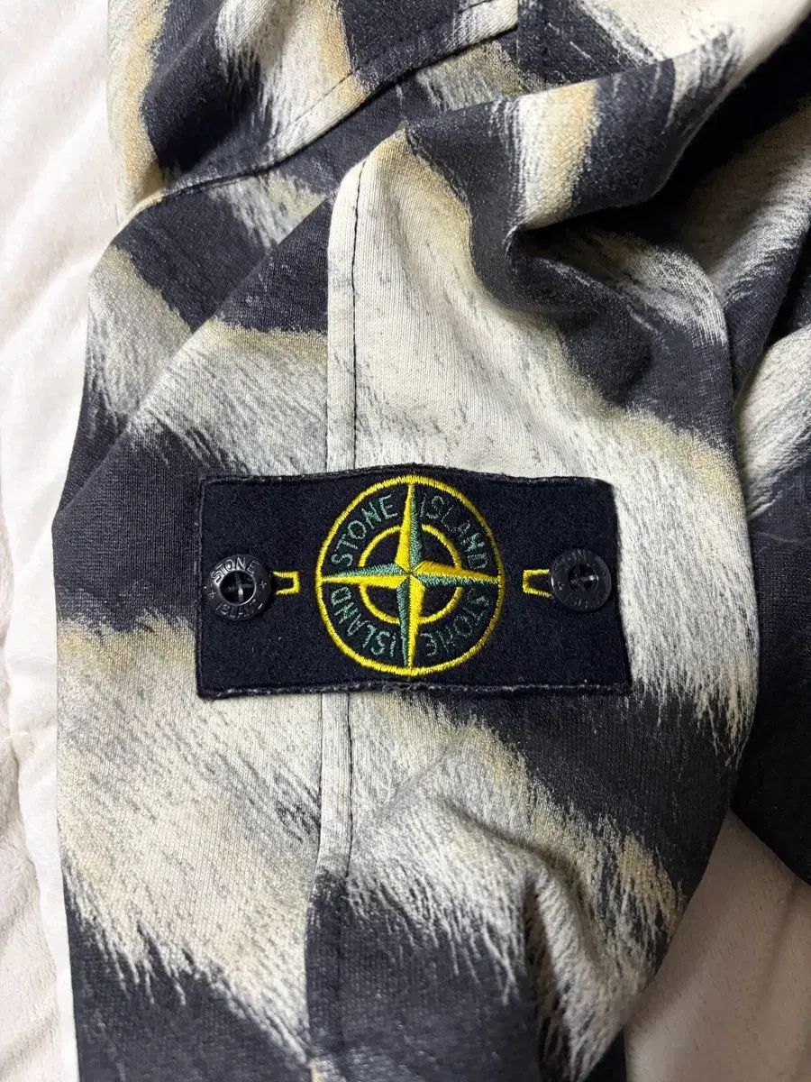 STONE ISLAND