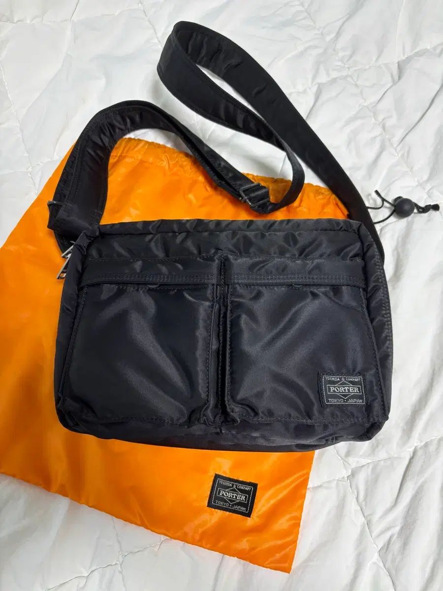 Porter ポーター タンカー スモール ブラック 新モデル