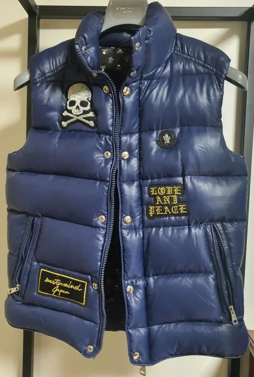 MONCLER モンクレール ダウン ベスト/ベスト - メルカリ