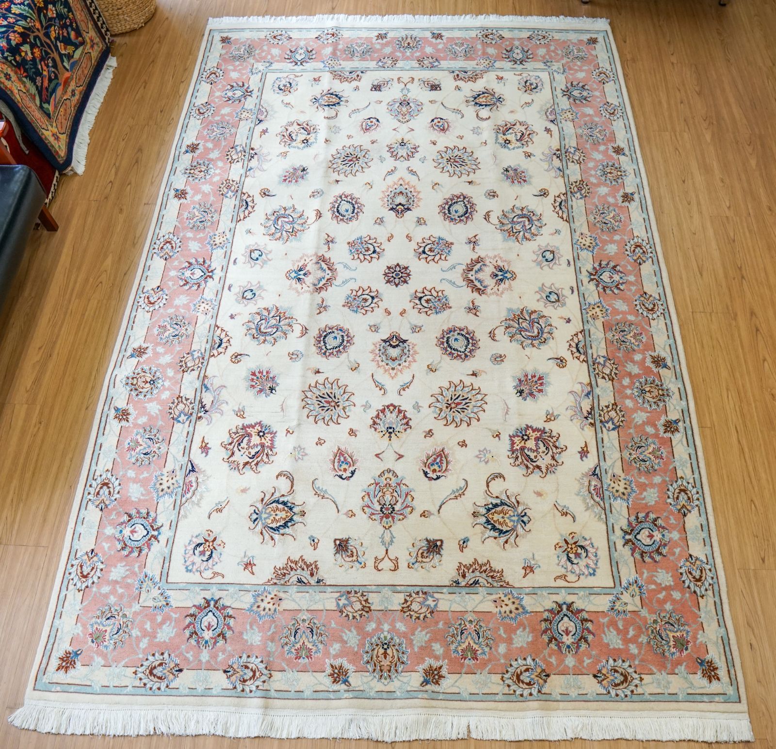 手織りペルシャ絨毯 タブリーズ産 293×188cm - メルカリ