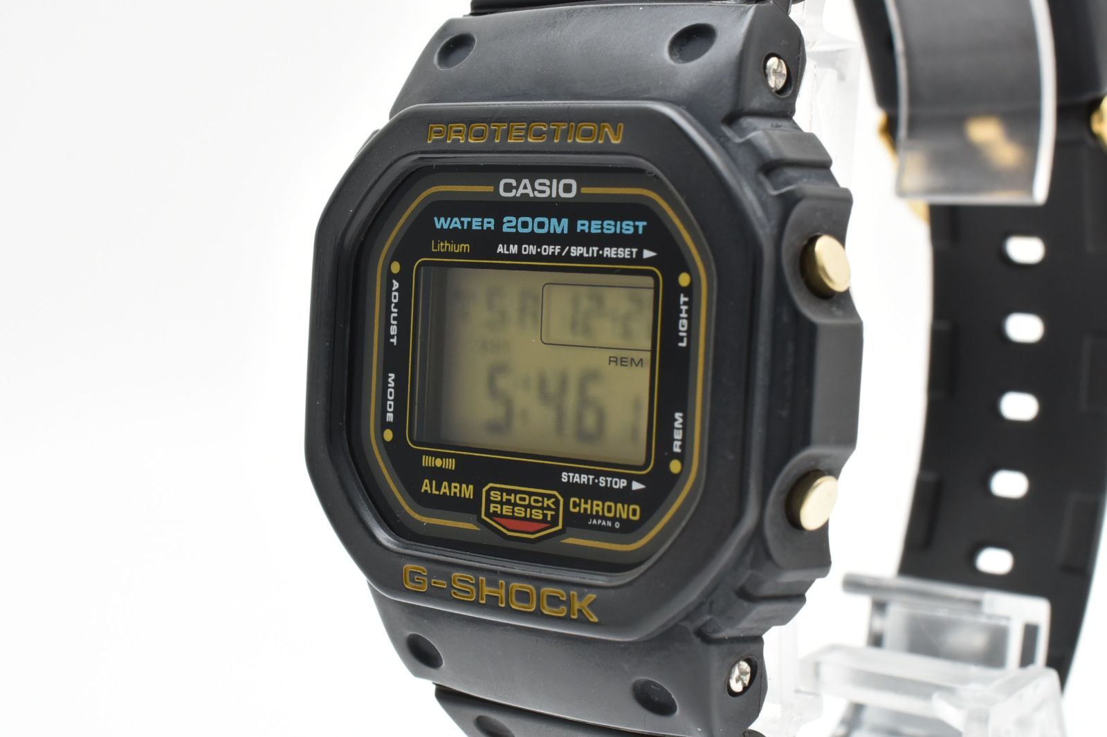 カシオ G-SHOCK DW-5600 C-9 V 901 ゴールド液晶 グリーン豆球