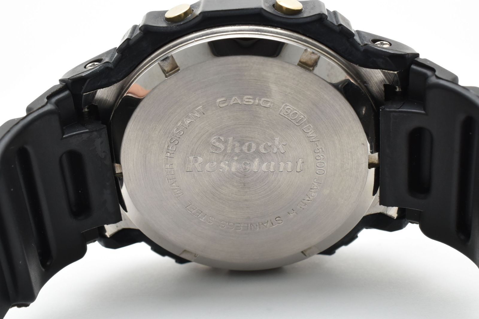返品保証】☆良品☆ カシオ G-SHOCK DW-5600C-9V 901 ゴールド液晶