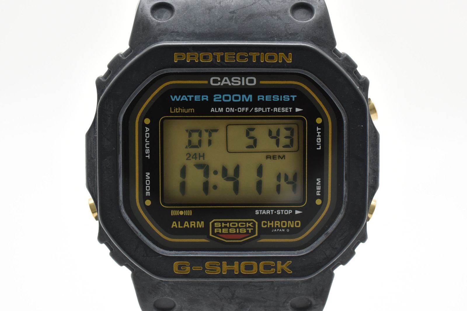 返品保証】☆良品☆ カシオ G-SHOCK DW-5600C-9V 901 ゴールド液晶