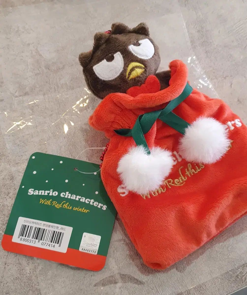 ソンス洞 ポップアップ サンリオ スイート SWEET ホリデー レッド ポーチ ぬいぐるみ キーホルダー バッドばつ丸