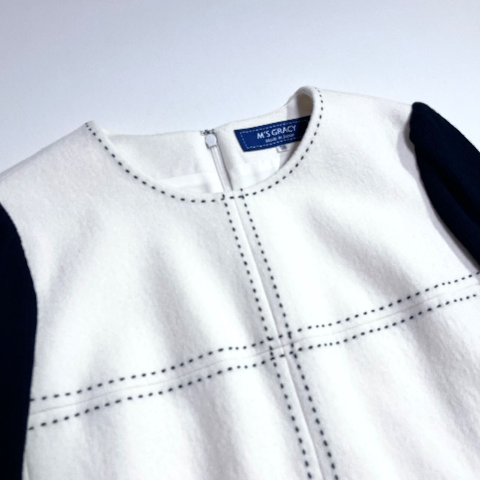 新品エムズグレイシー 38 ホワイト 前開きワンピース M'S GRACY cZ36 M'S GRACY ステッチ ワンピース ウール 毛 ロングワンピース A