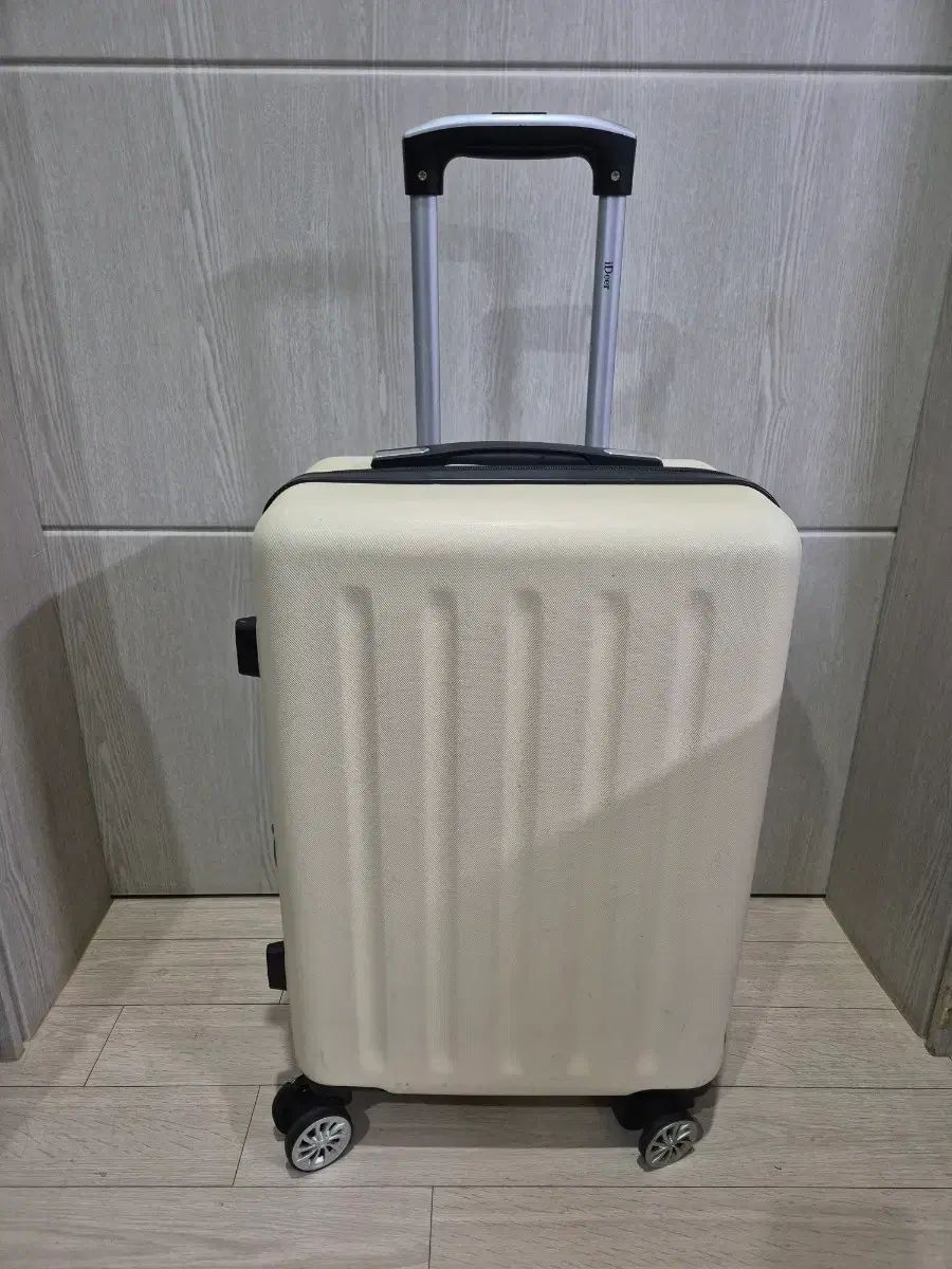 20インチ 旅行用キャリー 【公式通販】