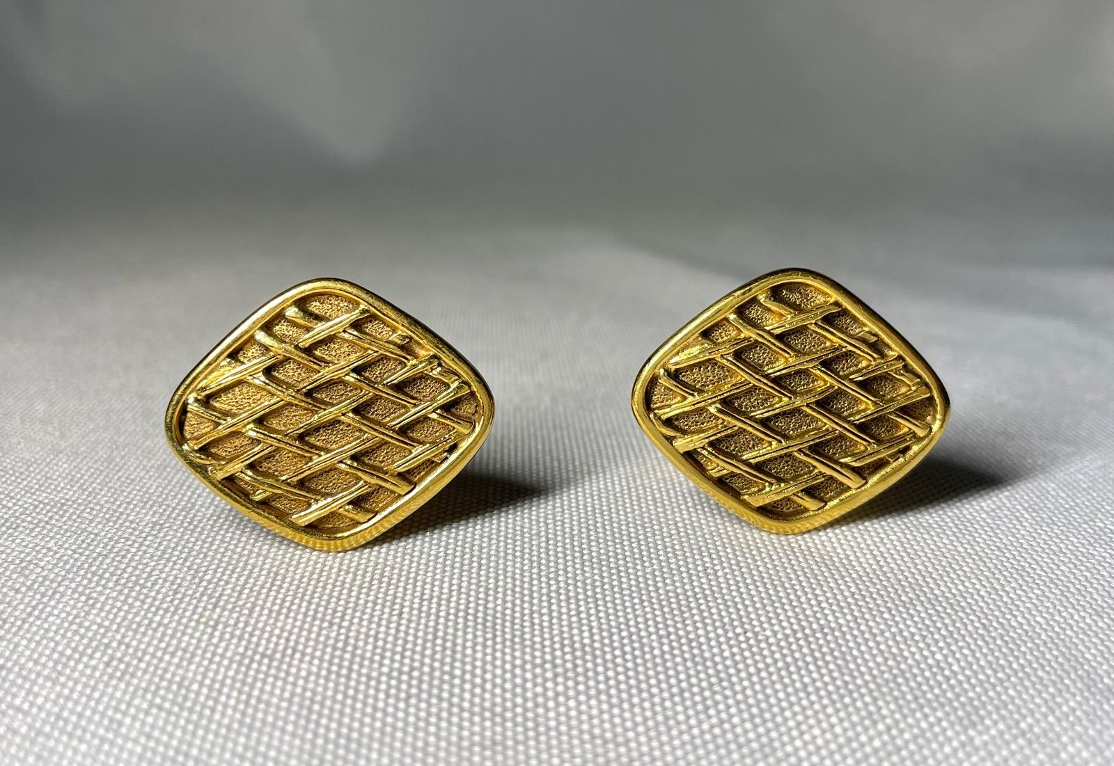 CHANEL シャネル マトラッセ ヴィンテージ カフス ラージサイズ