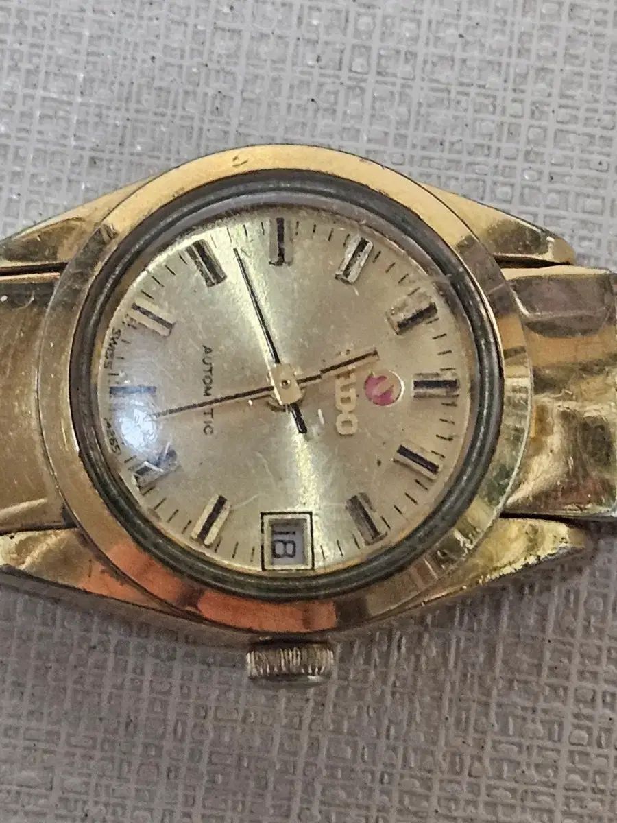 ヴィンテージ ゴールド