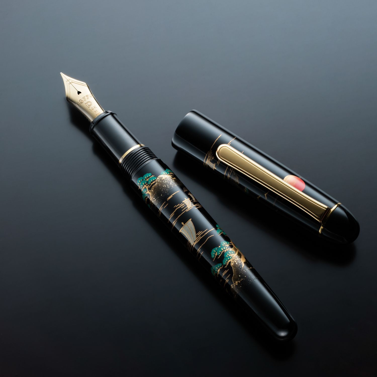 新品未使用 PLATINUM プラチナ万年筆 加賀平蒔絵 『山水』 #84