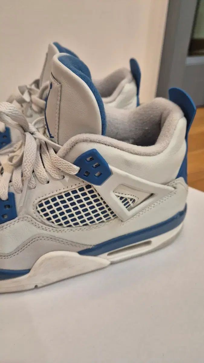 インダストリアル