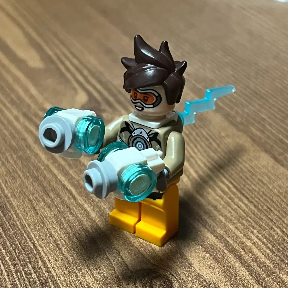 LEGO オーバーウォッチ トレーサー