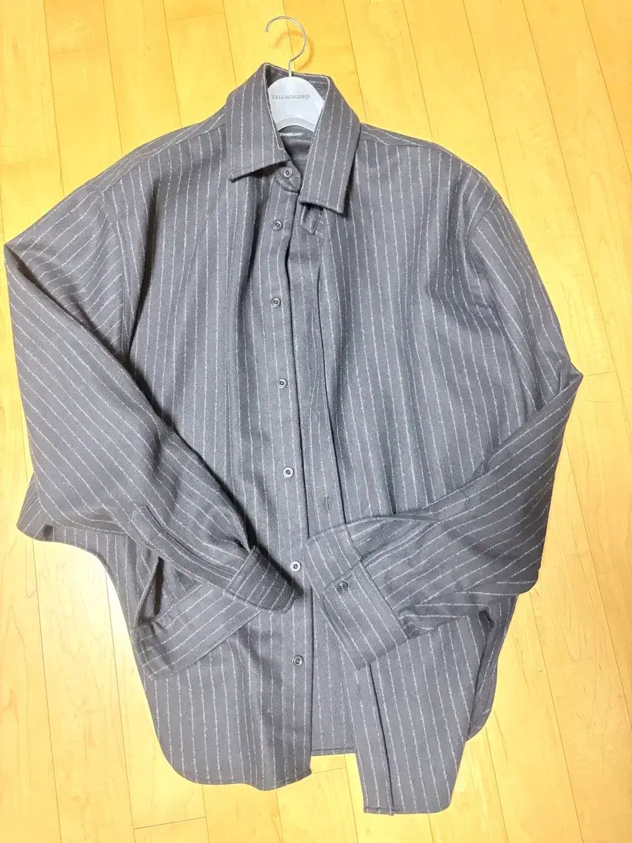 THE ILMA ストライプ ウール シャツ