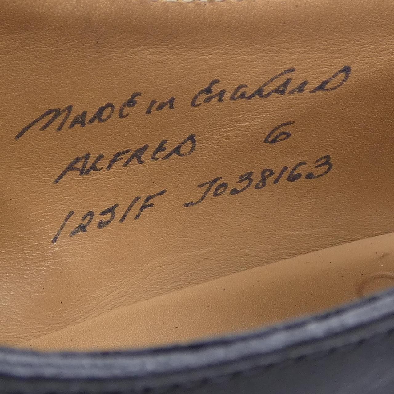 チーニー CHEANEY