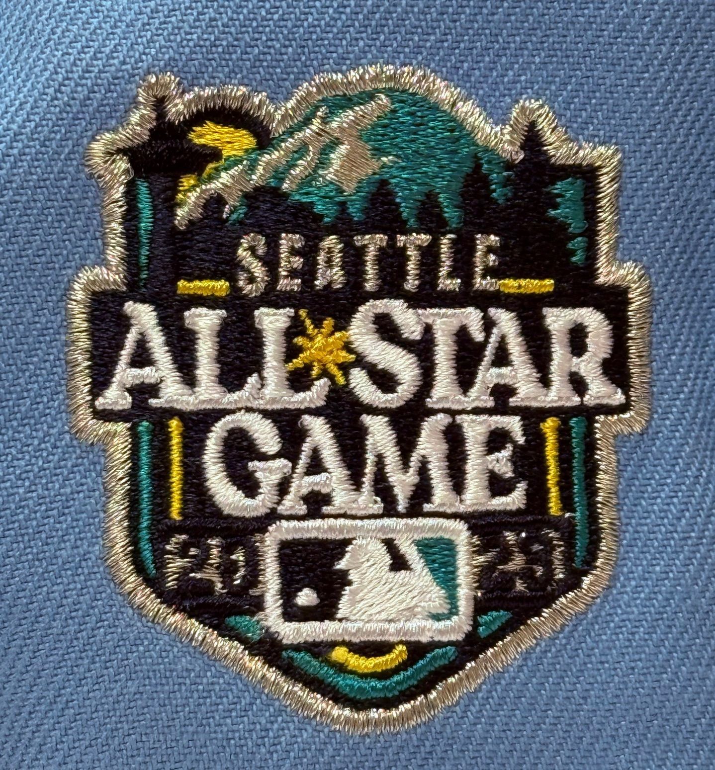 フィッティドキャップ