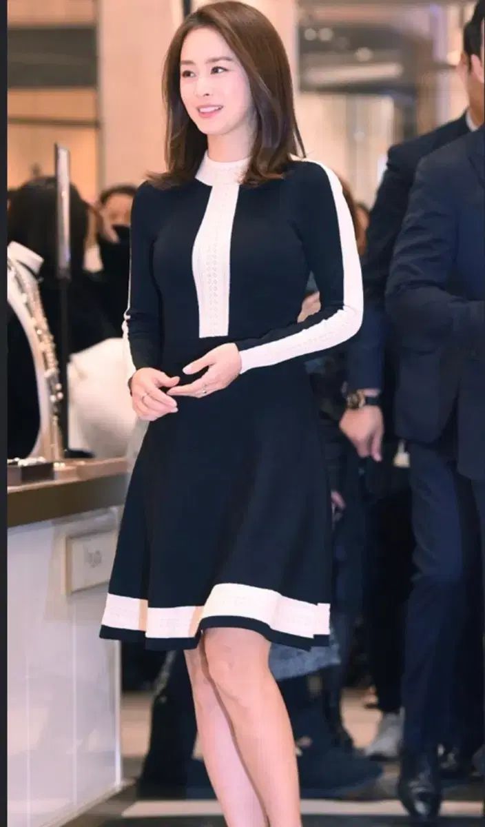 SANDROサンドロ ニットワンピース ドライ完了