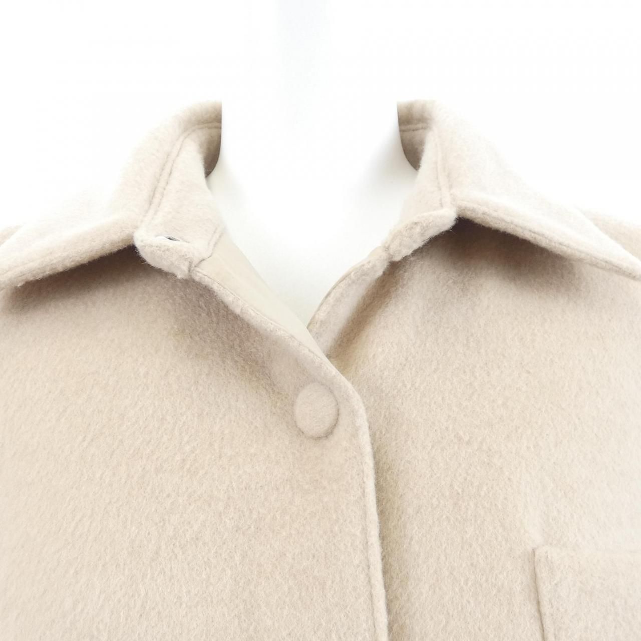  ミュウミュウ MIU ML 855 S 232 13 L 9 ダウンジャケット その他 ジャケット アウター